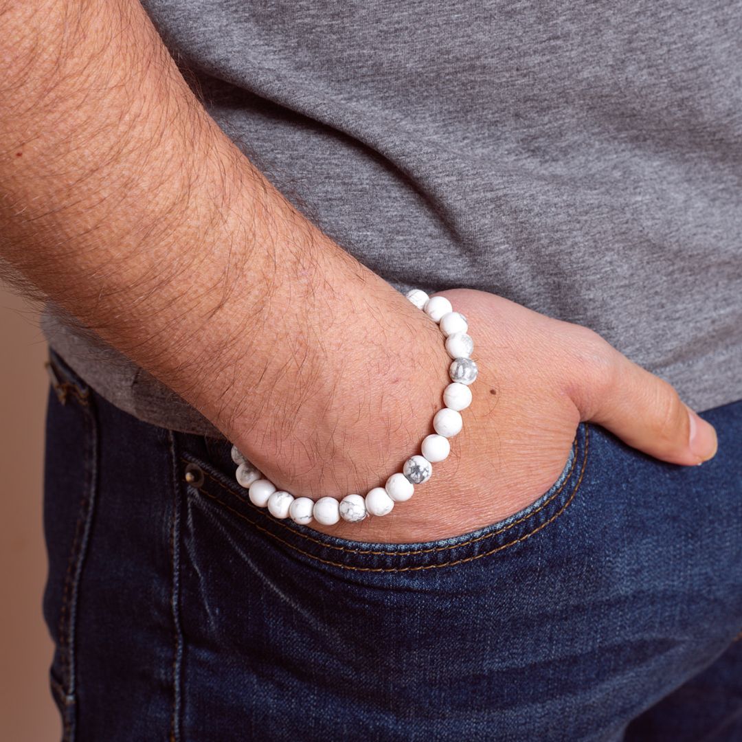 Man wearing Ambarya Patience - Howlite Mala Bead Bracelet